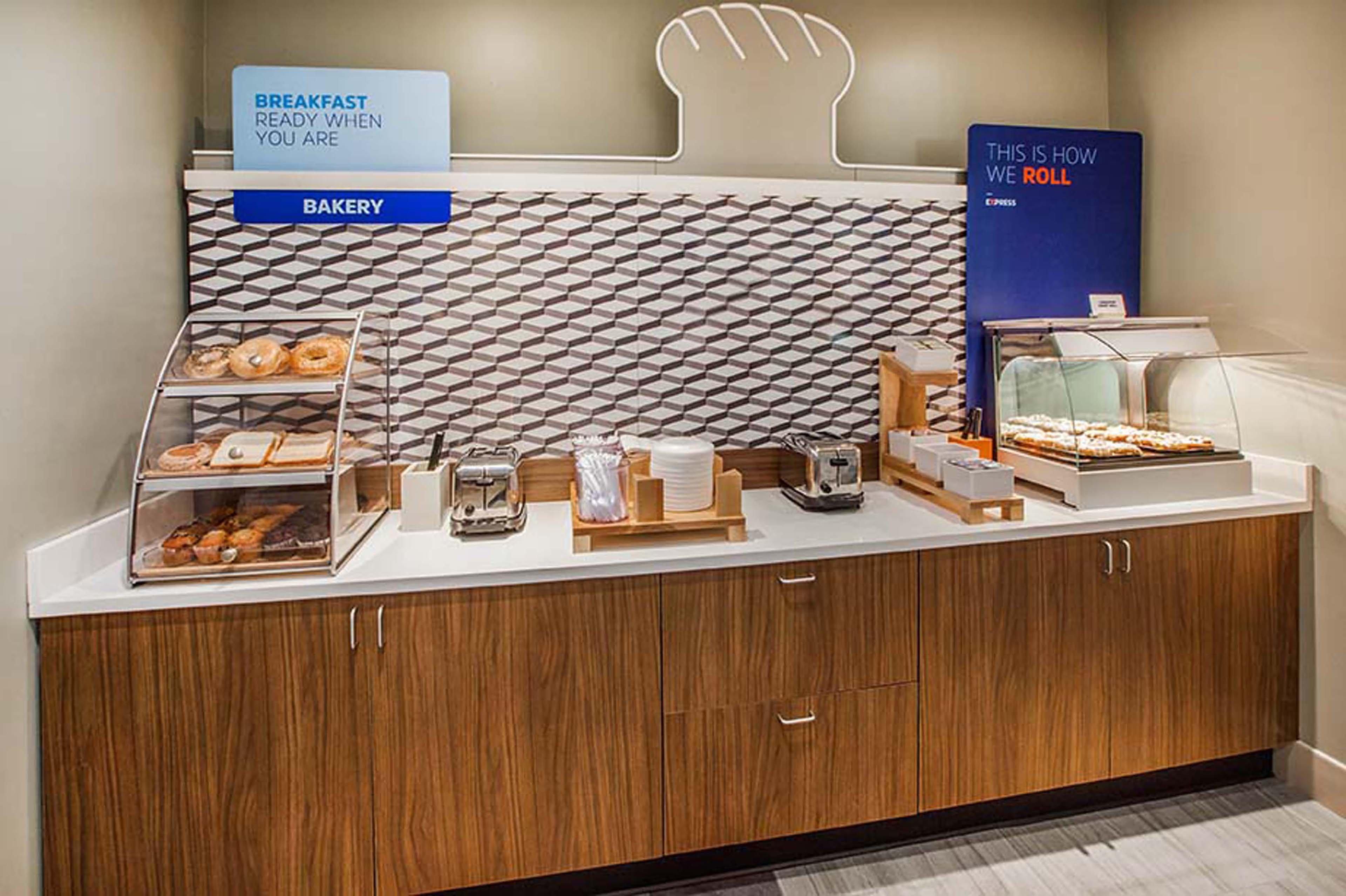 Holiday Inn Express - Canton By Ihg Extérieur photo